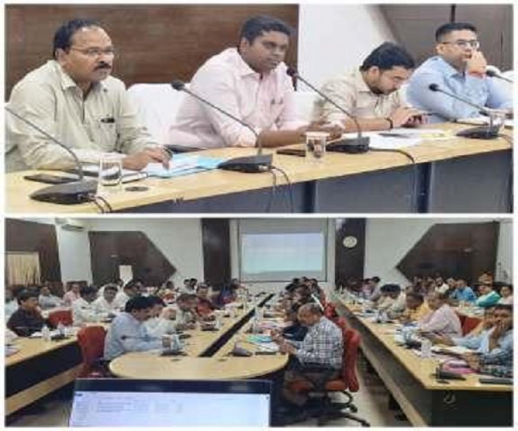 धान खरीदी के लिए आवश्यक प्रारंभिक तैयारियों समय पर करें पूर्ण : कलेक्टर हरिस एस