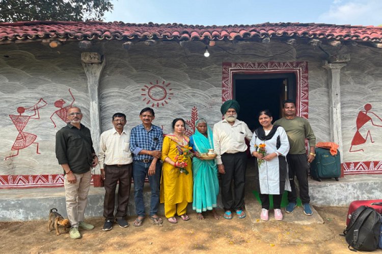 रायपुर : जशपुर जम्बुरी में पर्यटकों के लिए गांव केरे में 8 होम स्टे की सुविधा, स्थानीय संस्कृति और आतिथ्य का अनोखा अनुभव