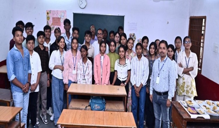 बाल दिवस पर कान्यकुब्ज सभा-शिक्षा मण्डल ने आयोजित किया न्योता भोज