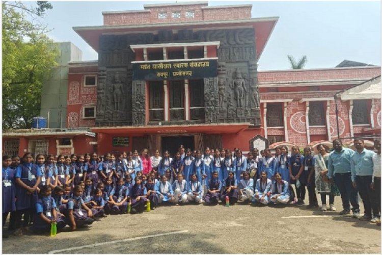 रायपुर : पी.एम. श्री स्वामी आत्मानंद शासकीय अंग्रेजी माध्यम विद्यालय अभनपुर -सफलता की नई पहचान