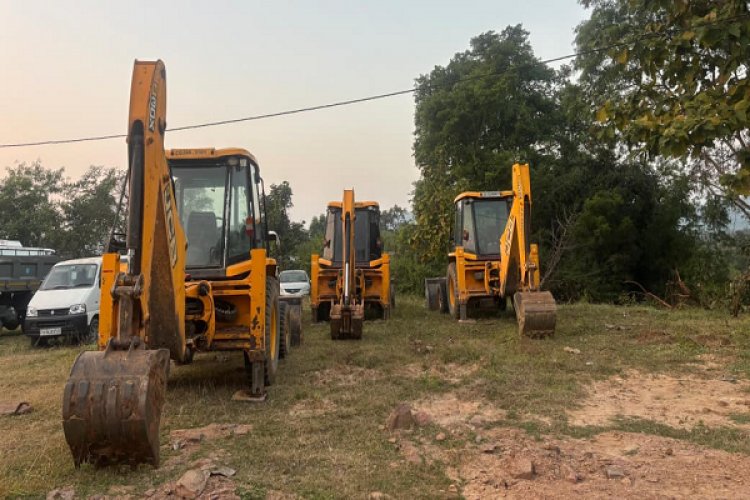 रायपुर : खनिज के अवैध उत्खनन व परिवहन के मामले में कार्रवाई