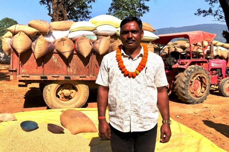 रायपुर : धान खरीदी केन्द्र में किसानों की सुविधा को सर्वोच्च प्राथमिकता-संतोष यादव