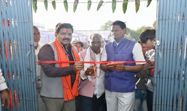 डिप्टी सीएम शर्मा ने किया सुरेठी कुर्मी समाज के सामाजिक भवन का लोकार्पण