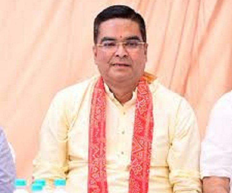 विधायक रिकेश सेन अपने विधानसभा क्षेत्र के सभी बीएलओ के कार्य से हुए प्रसन्न