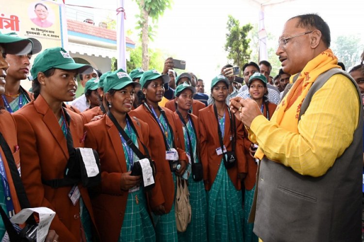 रायपुर : विशेष लेख : छत्तीसगढ़ में महिला विकास की नई इबारत