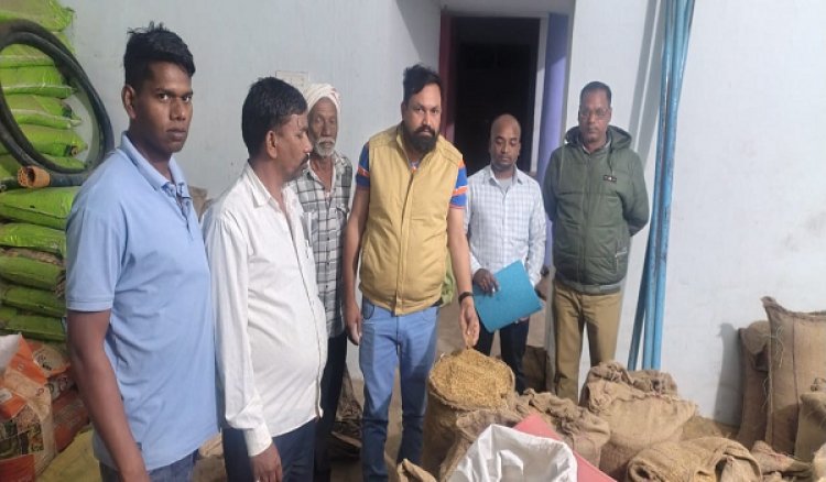 रायपुर : अलग-अलग कार्रवाई में 400 बोरी धान जब्त