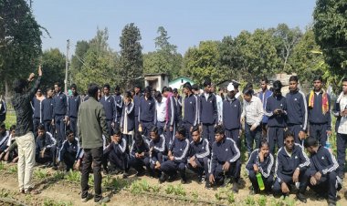 134 पुनर्वासित युवाओं को जैविक खेती एवं पर्यटन स्थलों का कराया गया शैक्षणिक भ्रमण