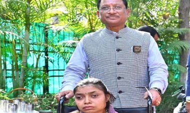 मुख्यमंत्री जनदर्शन में दिव्यांगजनों को मिली राहत