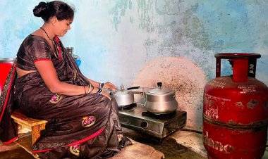 प्रधानमंत्री उज्ज्वला योजना से सुरक्षित हुई महिलाओं की रसोई