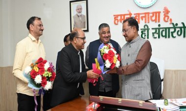 राजिम कुंभ कल्प 2026 : पर्यटन एवं संस्कृति मंत्री श्री राजेश अग्रवाल ने मुख्यमंत्री श्री विष्णुदेव साय को किया आमंत्रित