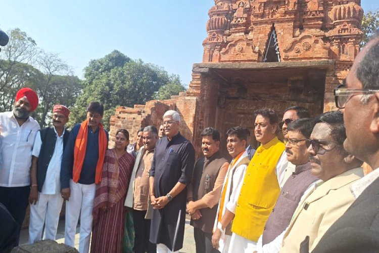 केंद्रीय संस्कृति एवं पर्यटन मंत्री श्री गजेन्द्र सिंह शेखावत ने किया ऐतिहासिक सिरपुर के पुरातात्विक स्थलों का निरीक्षण