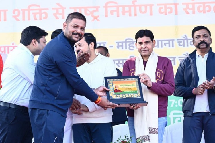 शिक्षा के साथ संस्कार का होना आवश्यक-राजस्व मंत्री श्री टंक राम वर्मा