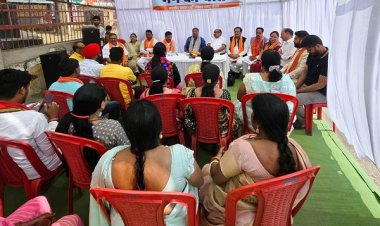 जवाहर नगर मंडल ने तात्यापारा चौक में सुनी पीएम मोदी की ‘मन की बात’