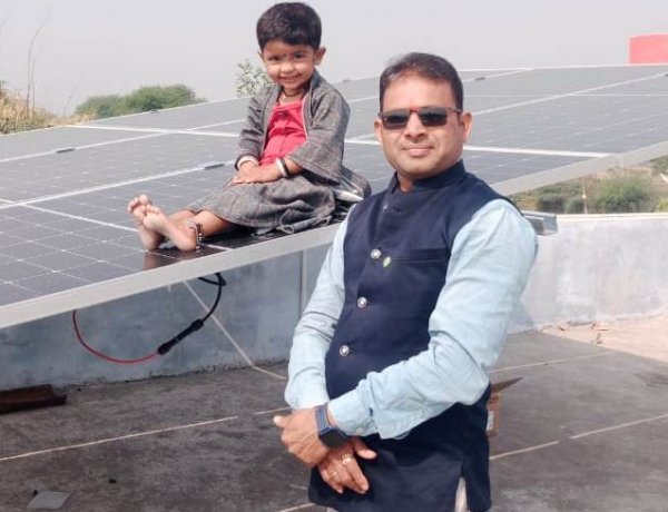 प्रधानमंत्री सूर्यघर मुफ्त बिजली योजना से रोशन हुआ मनोज साहू का घर