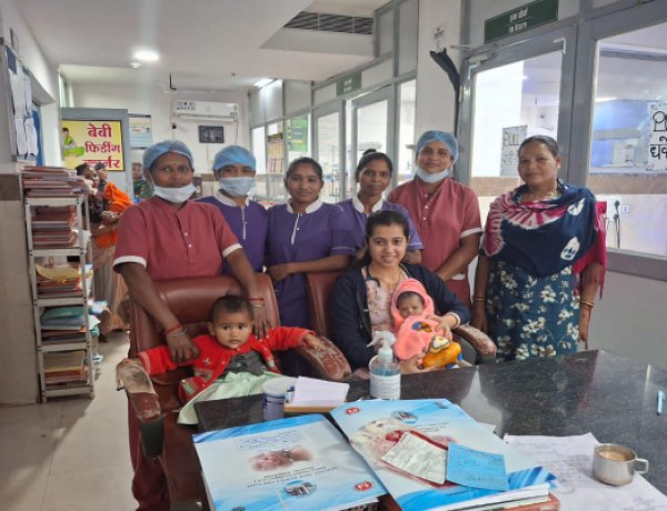 27 दिनों तक चिकित्सकों की देखभाल से नन्हीं जान को मिला नया जीवन