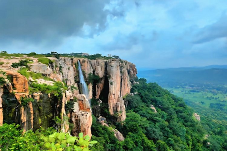 रोमांच और प्रकृति का संगम शिशुपाल पर्वत बना छत्तीसगढ़ का नया एडवेंचर हब