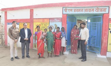 आकांक्षी विकासखंड बोड़ला में कलेक्टर द्वारा किए जा रहे योजनाबद्ध कार्यों का निरीक्षण कर की प्रशंसा