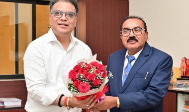 श्री रामजीवन देवांगन ने राज्य आयुक्त दिव्यांगजन का पदभार ग्रहण किया