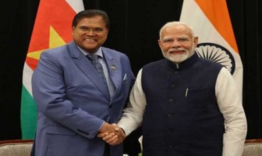 सूरीनाम के पूर्व राष्ट्रपति चंद्रिका प्रसाद संतोखी का निधन; पीएम मोदी ने दुख जताया