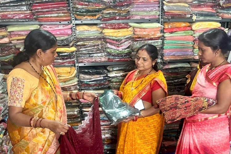 बिहान से सशक्त हो रहीं ग्रामीण महिलाएं, स्व सहायता समूह से जुड़कर बना रहीं अपनी अलग पहचान