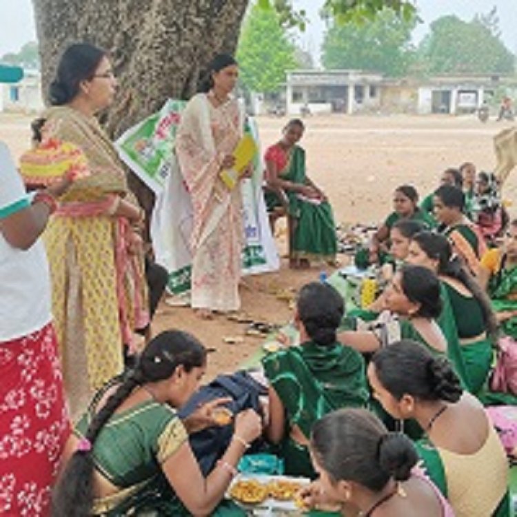 ग्राम कुमरदा में खाद्य प्रसंस्करण प्रशिक्षण कार्यक्रम संपन्न