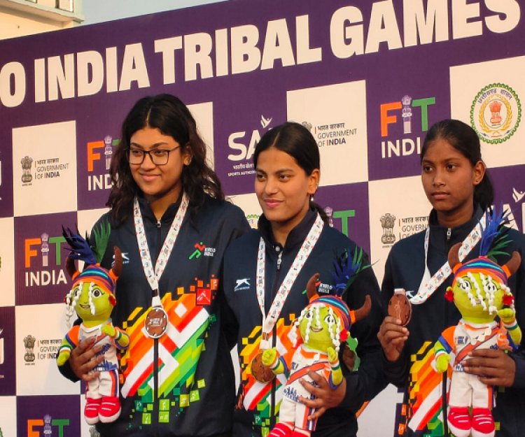 कर्नाटक के तैराक मणिकांता ने स्वर्ण पदकों की हैट्रिक पूरी की, छत्तीसगढ़ की अनुष्का भगत ने जीता दूसरा पदक