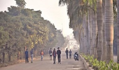 रायपुर में बदला मौसम का मिजाज, तेज हवाओं के साथ झमाझम बारिश