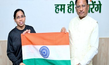 एवरेस्ट पर तिरंगा फहराने निकली छत्तीसगढ़ की बेटी, मुख्यमंत्री ने दी शुभकामनाएं