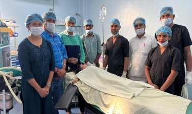 जिला चिकित्सालय मुंगेली में 03 वर्षीय मासूम के गले से सफल ऑपरेशन कर निकाला गया सिक्का
