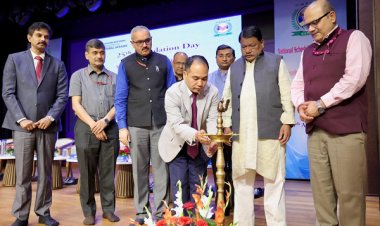 व्यक्तियों को रोजगार चाहने वाला बनने के बजाय रोजगार देने वाला बनाएं- केन्द्रीय मंत्री श्री ओंराव