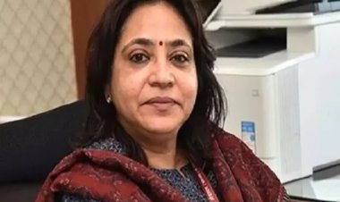 करेंसी टावर की लिफ्ट में 20 मिनट तक फंसी रहीं असिस्टेंट चीफ सेक्रेटरी...