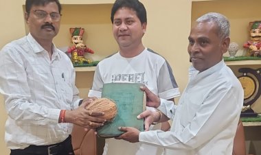 सदगुरु कबीर आश्रम में मिली 326 वर्ष पुरानी दुर्लभ पाण्डुलिपियाँ