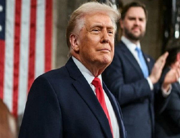 होर्मुज़ जलडमरूमध्य पर अमेरिका सख्त: ट्रंप बोले - समझौते तक नहीं खुलेगा रास्ता