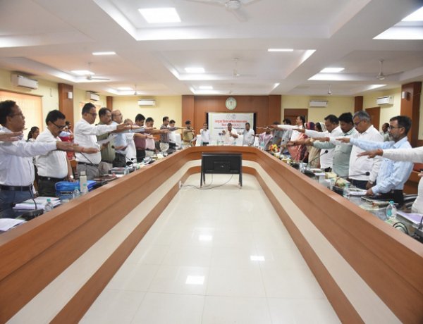 पर्यटन एवं संस्कृति मंत्री श्री राजेश अग्रवाल ने दिलाई जनगणना शपथ