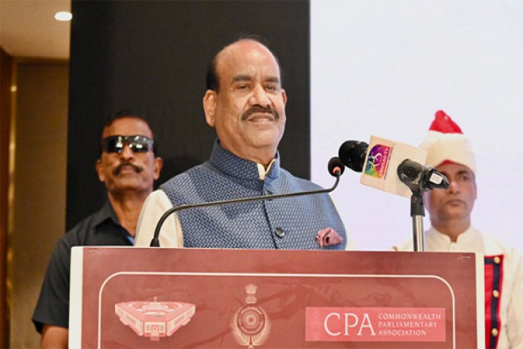 महिलाओं की अधिक भागीदारी से शासन में अधिक संवेदनशीलता आएगी: बिरला