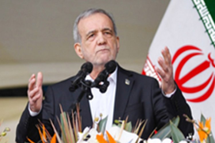 ईरान के अधिकारों का सम्मान करे अमेरिका : राष्ट्रपति पेजेश्कियान