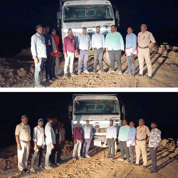 एक पोकलेन और 3 हाइवा जब्त