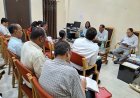 बस्तर में सड़कों और पुलों के काम में आएगी तेजी, लोक निर्माण विभाग के सचिव ने अधिकारियों व ठेकेदारों की ली बैठक