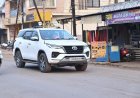 राजस्व मंत्री श्री टंक राम वर्मा ने छोड़ा 'पायलट-फॉलो' वाहनों का काफिला