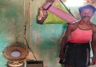 गर्मी में राहत और सतत बनी रहे रोशनी : शासन की संवेदनशील पहल से सियाराम मरकाम के घर लौटी बिजली