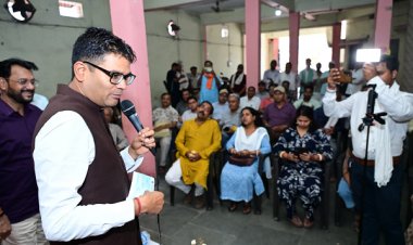 रायगढ़ में पहाड़ मंदिर समिति की बैठक में शामिल हुए वित्त मंत्री ओपी चौधरी