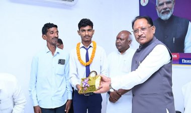 सपना देखना और उसे लक्ष्य में बदलकर निरंतर प्रयास करना ही सफलता की कुंजी - मुख्यमंत्री श्री साय