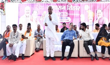 सुशासन तिहार-2026 : कृषि उपज मंडी में आयोजित हुआ समाधान शिविर