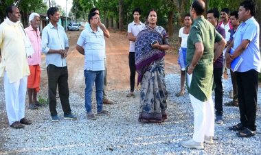 समयसीमा और गुणवत्ता पर फोकस: मंत्री श्रीमती लक्ष्मी राजवाड़े ने सड़क निर्माण कार्य का किया निरीक्षण