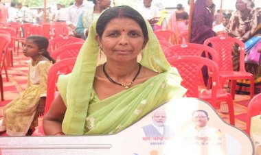 सावित्री नाग और मोनिका यादव के पक्के मकान का सपना हुआ पूरा