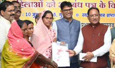 विशेष लेख : आत्मनिर्भरता, पोषण और बदलाव की नई पहचान बनीं महिला स्व-सहायता समूह