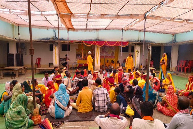 ’मुख्यमंत्री कन्या विवाह योजना के तहत कांसाबेल में 12 जोड़े वैवाहिक बंधन में बंधे’