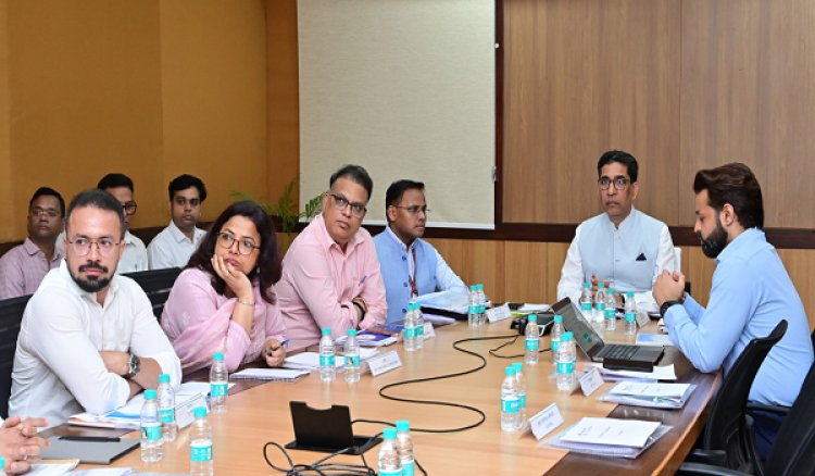 भारत सरकार भूमि संसाधन विभाग के सचिव ने मुख्य सचिव से की सौजन्य भेंट