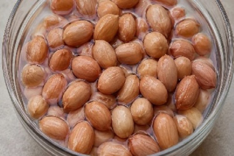 गर्मियों में मूंगफली को भिगोकर खाने से क्या क्या फायदे होते हैं?