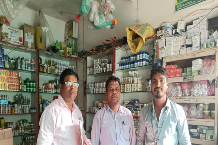 खाद दुकानों पर कृषि विभाग की ताबड़तोड़ कार्रवाई, नियमों के उल्लंघन पर दुकानें सील कर दिया नोटिस